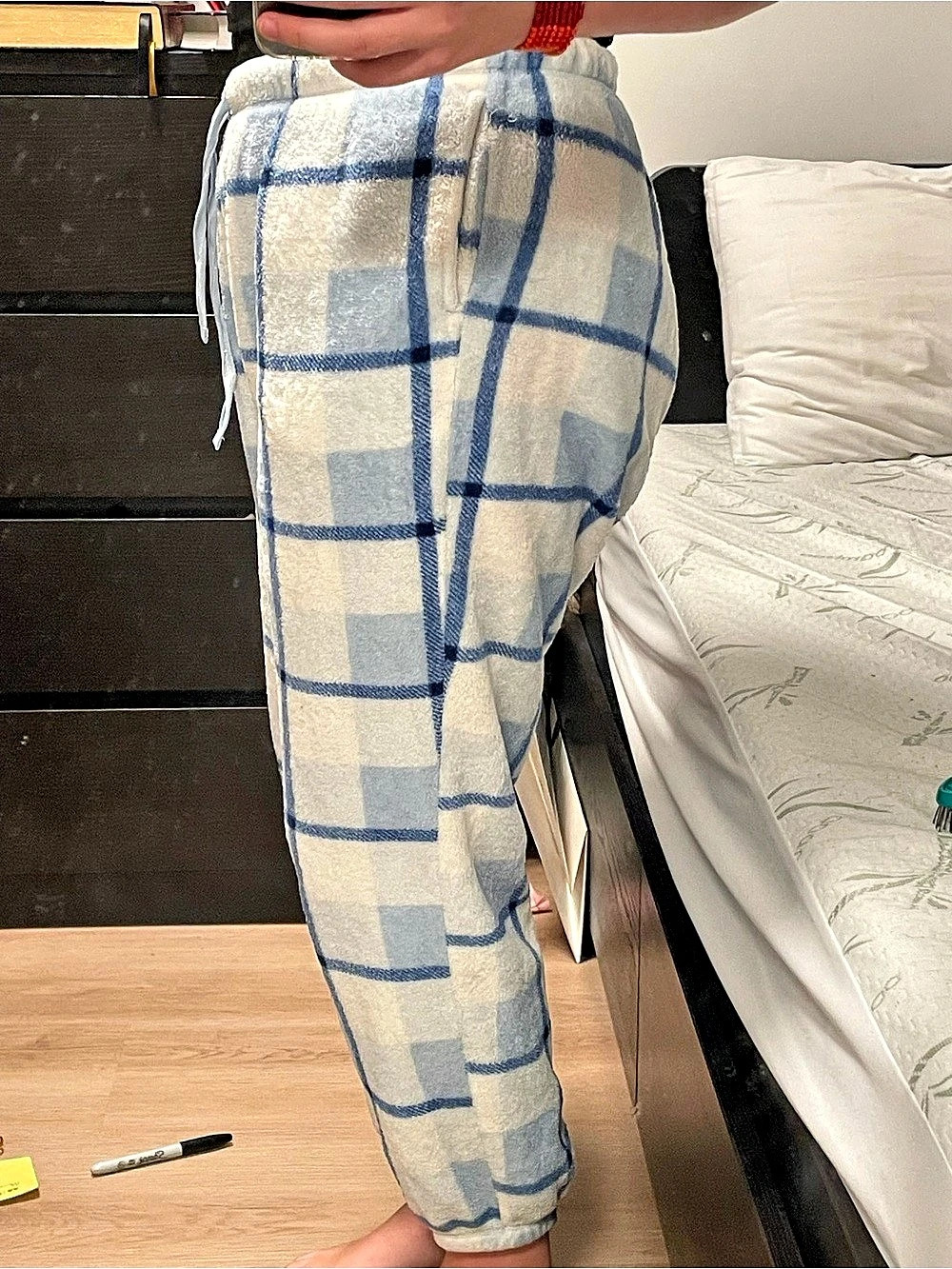 Blue & White Plaid Jogger Pants excellent condition
